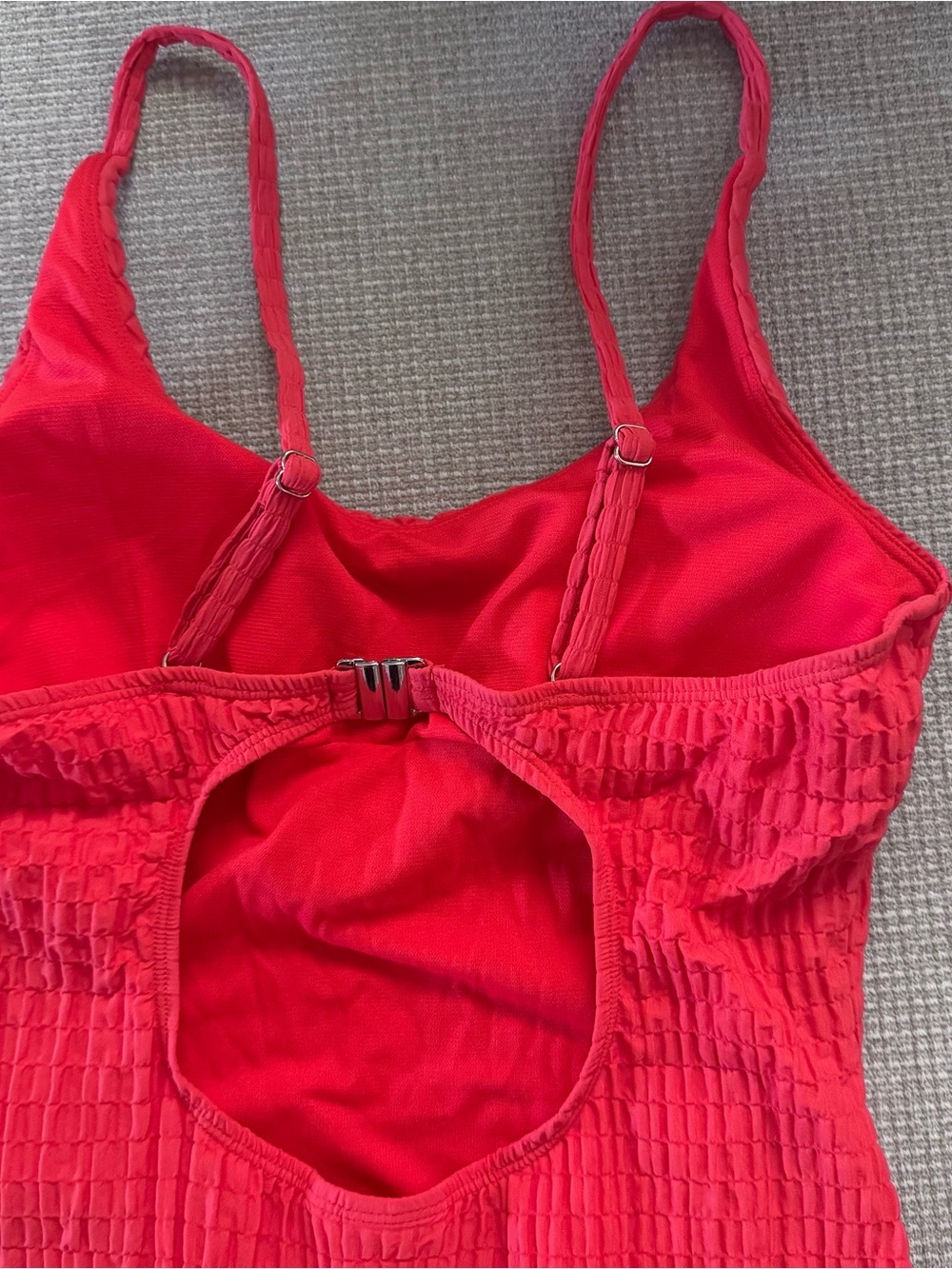 Vila women Textured One-Piece Swimsuit - Bright Pink NWOT medium - Picture 4 of 6